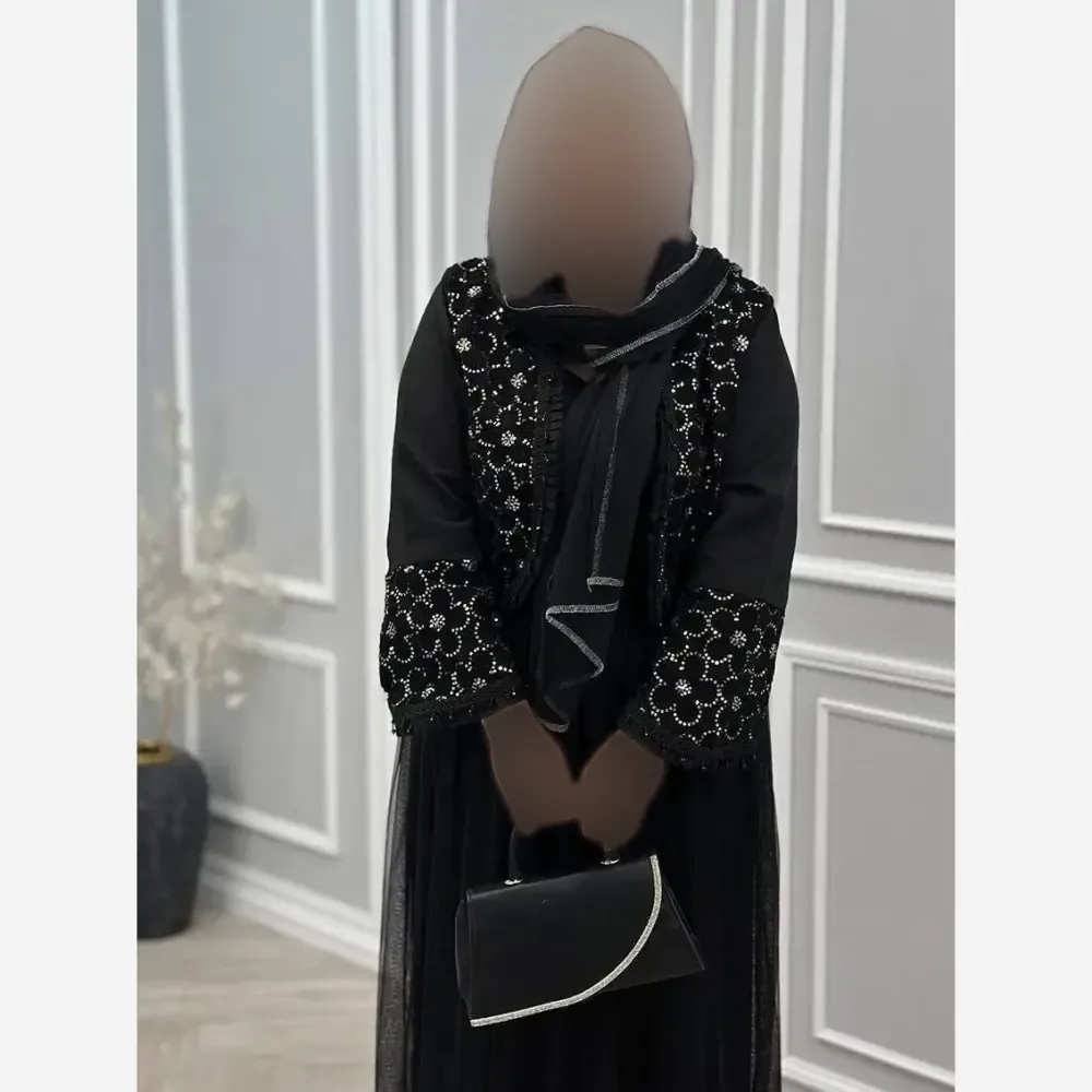 ست سه تیکه کت و دامن و شال مدل شهرزاد رنگ مشکی سایز فری 36 تا 46 خامه دوزی جواهر دوزی