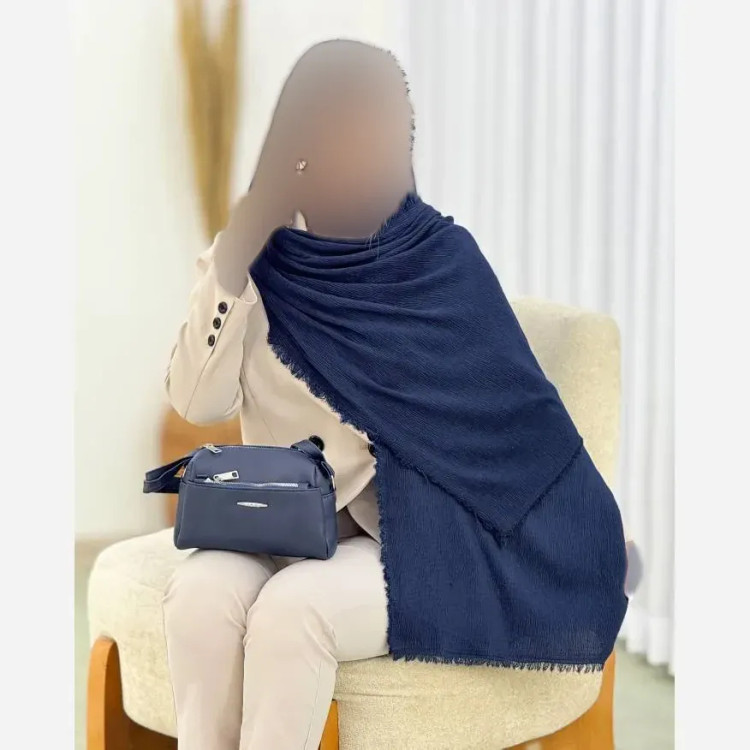 شال دور ریش لمسه دار و پلیسه مزونی کیفیت بالا سایز آزاد
