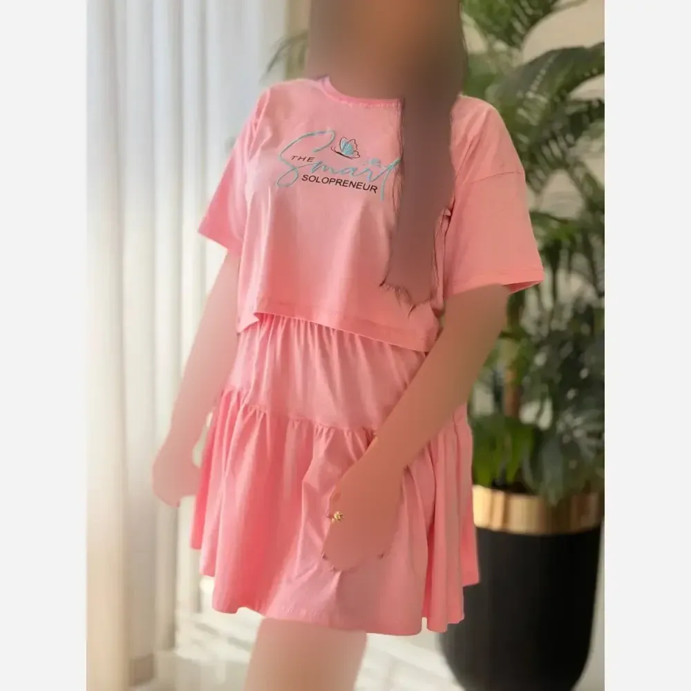 ست لباس زنانه مدل ساشا کراپ و دامن پنبه درجه یک فری سایز
