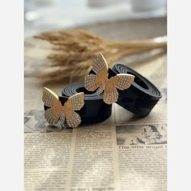 خرید کمربند زنانه چرم مشکی با سگک پروانه فلزی طلایی و نقره ای سایز آزاد استاندارد