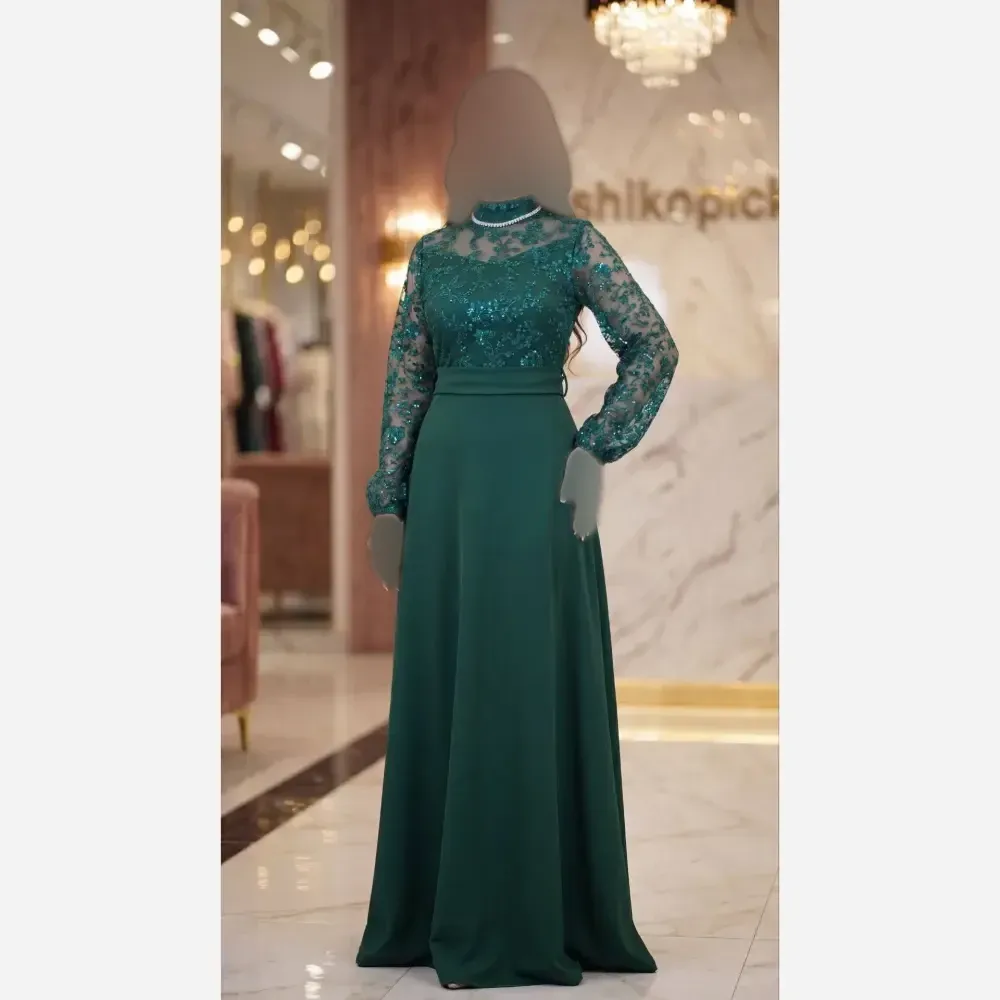 پیراهن مجلسی زنانه مهگل جنس حریر شاین و کرپ غواصی کمربند دار