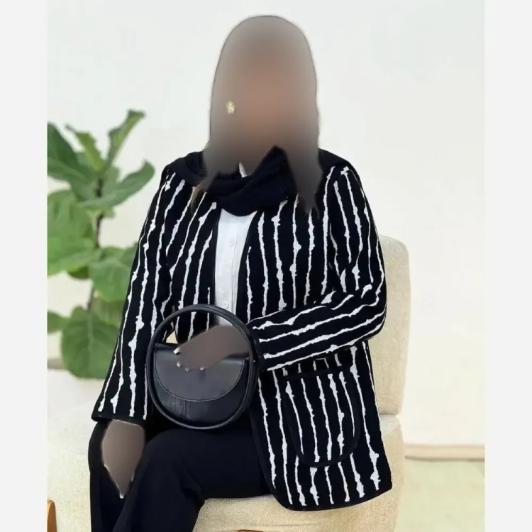 کت زنانه الیزا جنس تافته سوزن دوزی رنگ مشکی سایز فری سایز