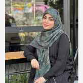 روسری نخ طرح گلشن قواره 140 زمینه سبز آبرنگی گل ریز