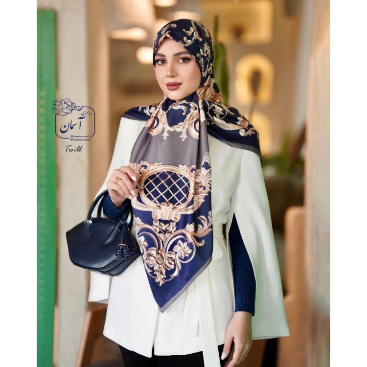 روسری ساتن ابریشم طرح رزیتا قواره 140 دور دوخت ایستایی عالی