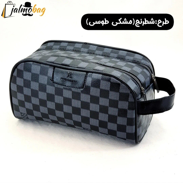 کیف دستی مردانه اسپرت طرحدار چرم صنعتی دو خانه بند دستی